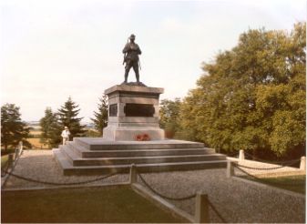 digger.jpg (16493 bytes)