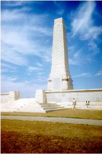 helles memorial small.JPG (13900 bytes)