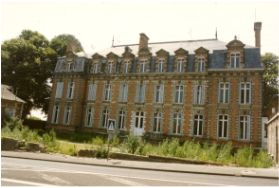 flixicourt.jpg (12977 bytes)